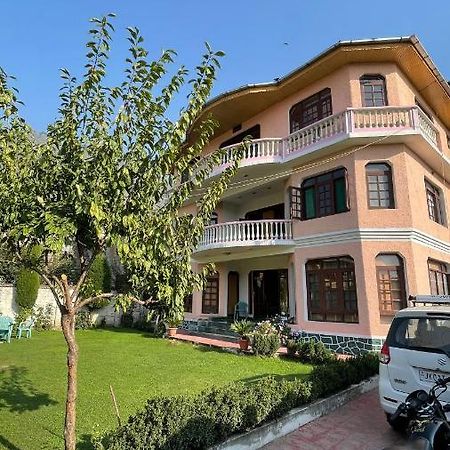 Dilaram Guest House Srīnagar Exterior foto