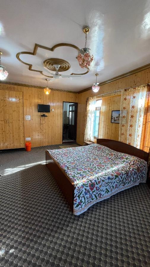 Dilaram Guest House Srīnagar Exterior foto