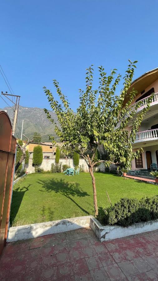 Dilaram Guest House Srīnagar Exterior foto